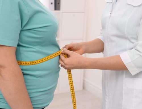 Endoscopia bariátrica o medicamentos GLP-1: ¿Cuál es la mejor opción para perder peso?